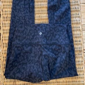 lululemon wunder under luxtreme camo 25” (7/8)